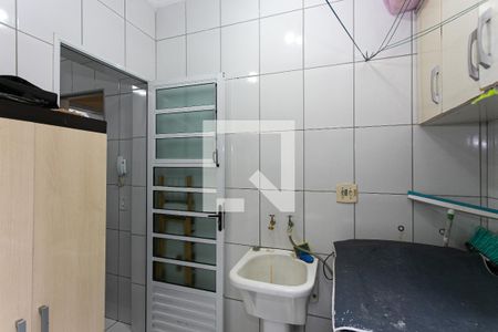 Casa de condomínio à venda com 95m², 3 quartos e 2 vagasÁrea de Serviço