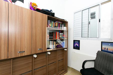 Quarto 2 de casa de condomínio à venda com 3 quartos, 95m² em Vila Carrão, São Paulo