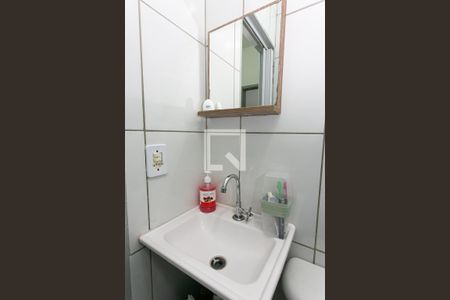 Casa de condomínio à venda com 95m², 3 quartos e 2 vagasBanheiro