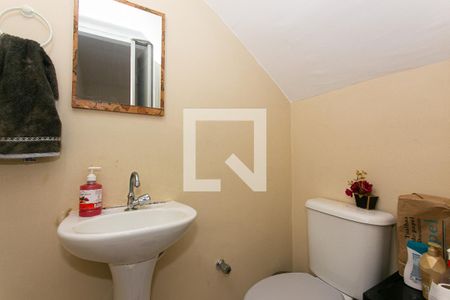 Casa de condomínio à venda com 95m², 3 quartos e 2 vagasLavabo