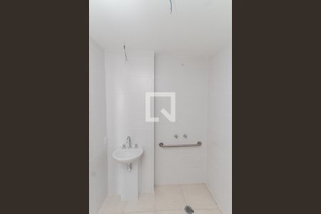 Banheiro de apartamento para alugar com 1 quarto, 27m² em Tucuruvi, São Paulo