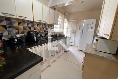 Casa para alugar com 120m², 3 quartos e 3 vagasCozinha