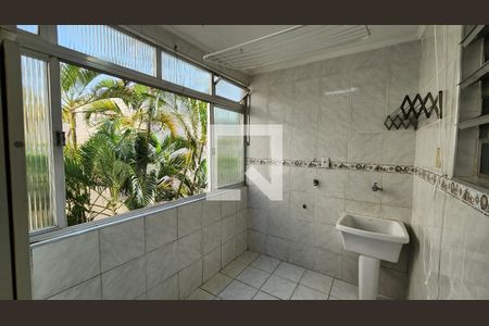 Apartamento para alugar com 70m², 2 quartos e 1 vagaÁrea de Serviço