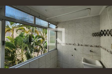 Apartamento para alugar com 70m², 2 quartos e 1 vagaÁrea de Serviço