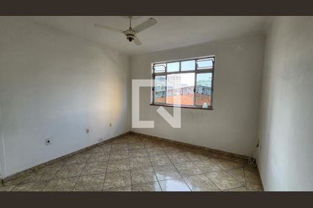 Apartamento para alugar com 70m², 2 quartos e 1 vagaSala