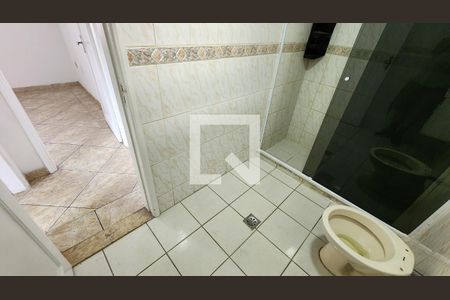 Apartamento para alugar com 70m², 2 quartos e 1 vaga Apartamento para alugar com 70m², 2 quartos e 1 vagaBanheiro