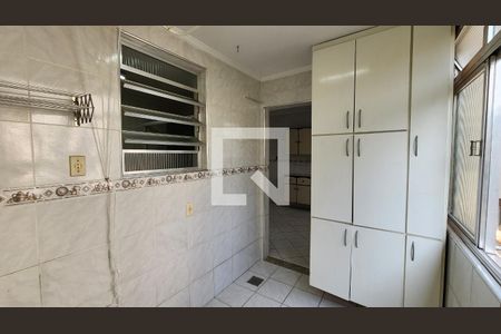 Apartamento para alugar com 70m², 2 quartos e 1 vagaÁrea de Serviço