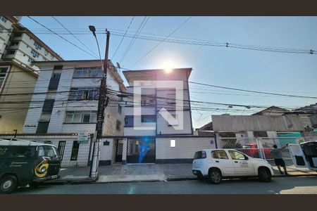 Apartamento para alugar com 70m², 2 quartos e 1 vagaFachada