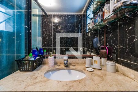 Apartamento à venda com 95m², 3 quartos e 2 vagasQuarto/banheiro1