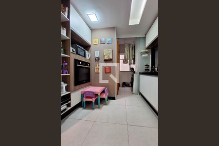 Apartamento à venda com 107m², 3 quartos e 2 vagas Apartamento à venda com 107m², 3 quartos e 2 vagasCozinha