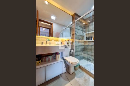 Apartamento à venda com 107m², 3 quartos e 2 vagas Apartamento à venda com 107m², 3 quartos e 2 vagasBanheiro