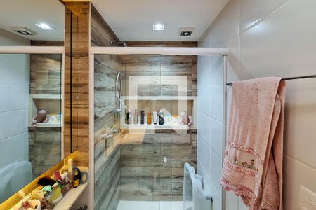 Apartamento à venda com 107m², 3 quartos e 2 vagas Apartamento à venda com 107m², 3 quartos e 2 vagasBanheiro