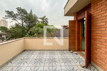 Casa à venda com 432m², 4 quartos e 6 vagasVaranda Suíte 3