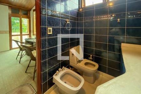 Casa à venda com 432m², 4 quartos e 6 vagasBanheiro Suíte 3