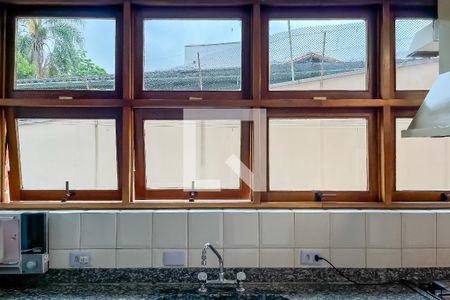 Casa à venda com 432m², 4 quartos e 6 vagasCozinha