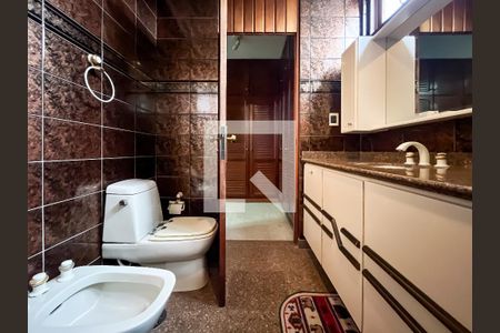 Casa à venda com 432m², 4 quartos e 6 vagasBanheiro Suíte 4