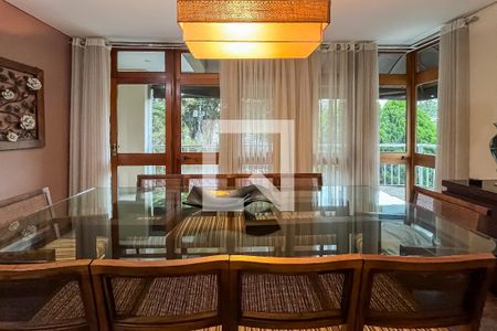 Casa à venda com 432m², 4 quartos e 6 vagasSala Jantar