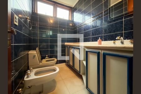 Casa à venda com 432m², 4 quartos e 6 vagasBanheiro Suíte 3