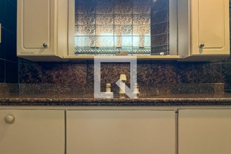 Casa à venda com 432m², 4 quartos e 6 vagasBanheiro Suíte 4