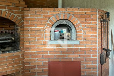 Casa à venda com 432m², 4 quartos e 6 vagasForno Quintal