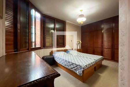 Casa à venda com 432m², 4 quartos e 6 vagasSuíte 4