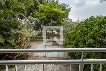 Casa à venda com 432m², 4 quartos e 6 vagasVaranda Sala Jantar