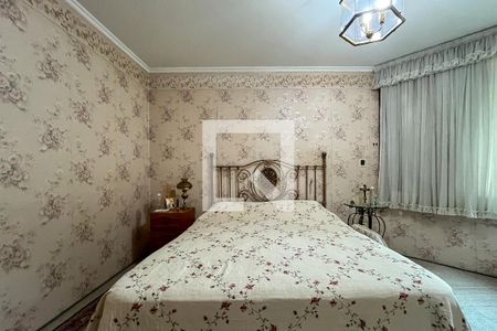 Casa à venda com 432m², 4 quartos e 6 vagasSuíte 1