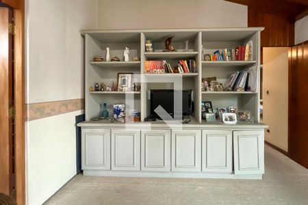 Casa à venda com 432m², 4 quartos e 6 vagasSuíte 3