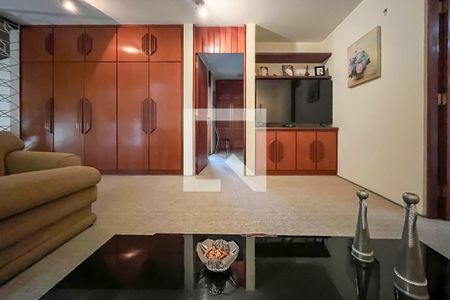 Casa à venda com 432m², 4 quartos e 6 vagasSala Tv