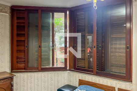 Casa à venda com 432m², 4 quartos e 6 vagasSuíte 4