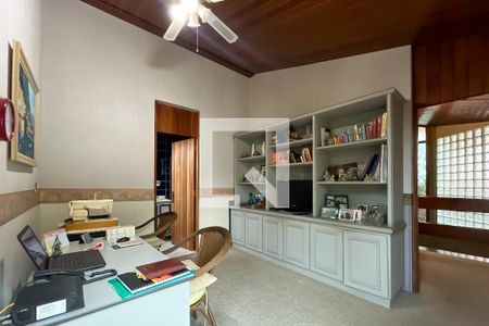 Casa à venda com 432m², 4 quartos e 6 vagasSuíte 3