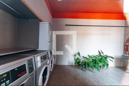 Studio à venda com 21m², 1 quarto e sem vaga Studio à venda com 21m², 1 quarto e sem vagaÁrea Comum - Lavanderia
