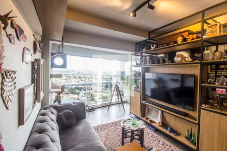 Sala de TV de apartamento à venda com 2 quartos, 70m² em Melville Empresarial Ii, Barueri