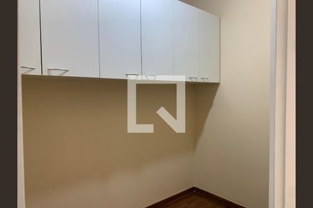 Apartamento à venda com 140m², 4 quartos e 2 vagasQuarto de Serviço