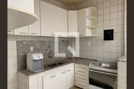 Apartamento à venda com 140m², 4 quartos e 2 vagasCozinha