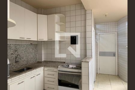Apartamento à venda com 140m², 4 quartos e 2 vagasCozinha