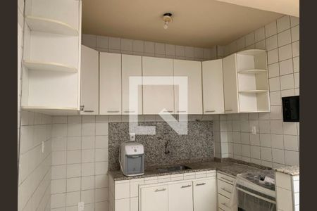 Apartamento à venda com 140m², 4 quartos e 2 vagasCozinha