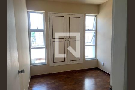 Apartamento à venda com 140m², 4 quartos e 2 vagasSegundo Quarto