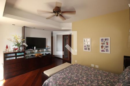 Apartamento à venda com 276m², 4 quartos e 4 vagasQuarto 