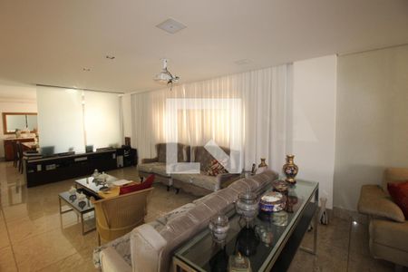 Apartamento à venda com 276m², 4 quartos e 4 vagasSala 
