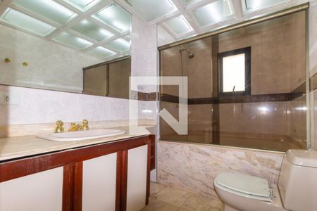 Apartamento à venda com 200m², 4 quartos e 4 vagasBanheiro da Suíte 1