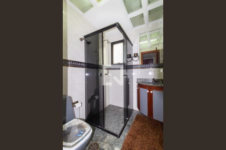 Apartamento à venda com 200m², 4 quartos e 4 vagasBanheiro