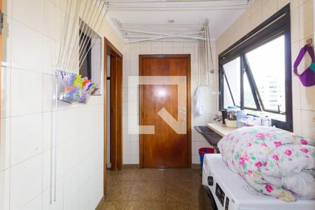 Apartamento à venda com 200m², 4 quartos e 4 vagasLavanderia