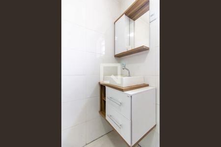 Casa para alugar com 55m², 1 quarto e 1 vaga Casa para alugar com 55m², 1 quarto e 1 vagaBanheiro