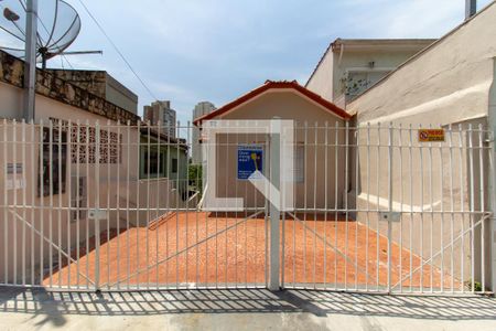 Casa para alugar com 55m², 1 quarto e 1 vaga Casa para alugar com 55m², 1 quarto e 1 vagaFachada
