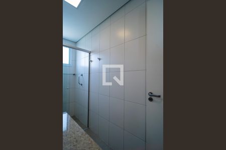 Apartamento para alugar com 80m², 3 quartos e 2 vagas Apartamento para alugar com 80m², 3 quartos e 2 vagasBanheiro da Suíte