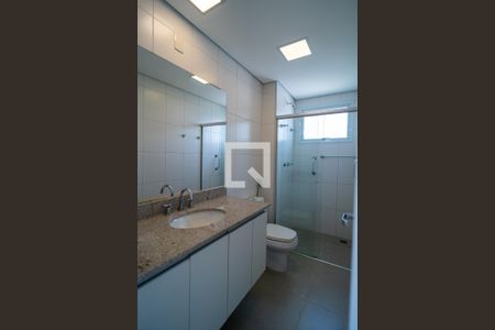 Apartamento para alugar com 80m², 3 quartos e 2 vagas Apartamento para alugar com 80m², 3 quartos e 2 vagasBanheiro da Suíte