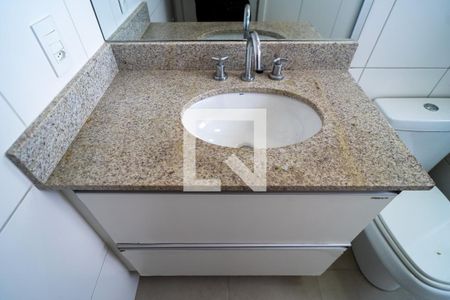 Apartamento para alugar com 68m², 2 quartos e 2 vagas Apartamento para alugar com 68m², 2 quartos e 2 vagasBanheiro da Suíte
