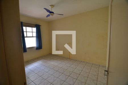 Casa à venda com 395m², 3 quartos e 2 vagasQuarto 2 - Suíte