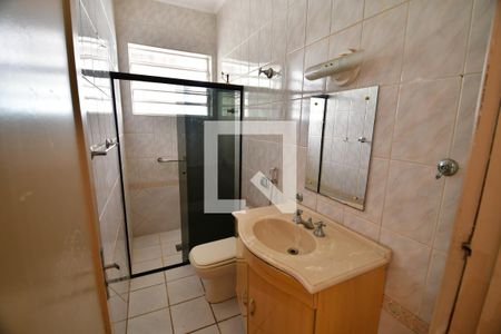 Casa à venda com 395m², 3 quartos e 2 vagasBanheiro 2